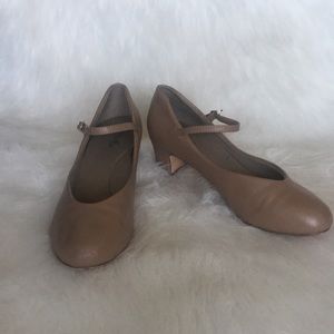 Stelle Tan Character Shoes